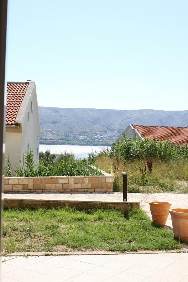 Apartmani Subasic Pag Town Εξωτερικό φωτογραφία