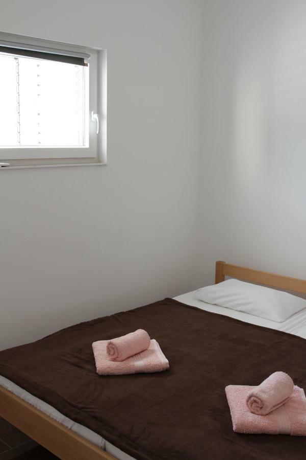 Apartmani Subasic Pag Town Εξωτερικό φωτογραφία
